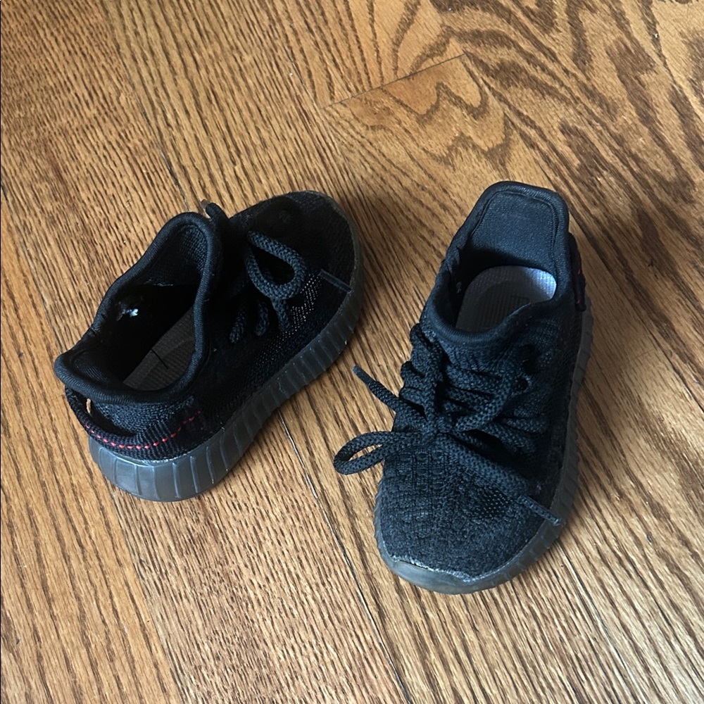 Kids Black Knit Sneakers - Lightweight Lace-Up